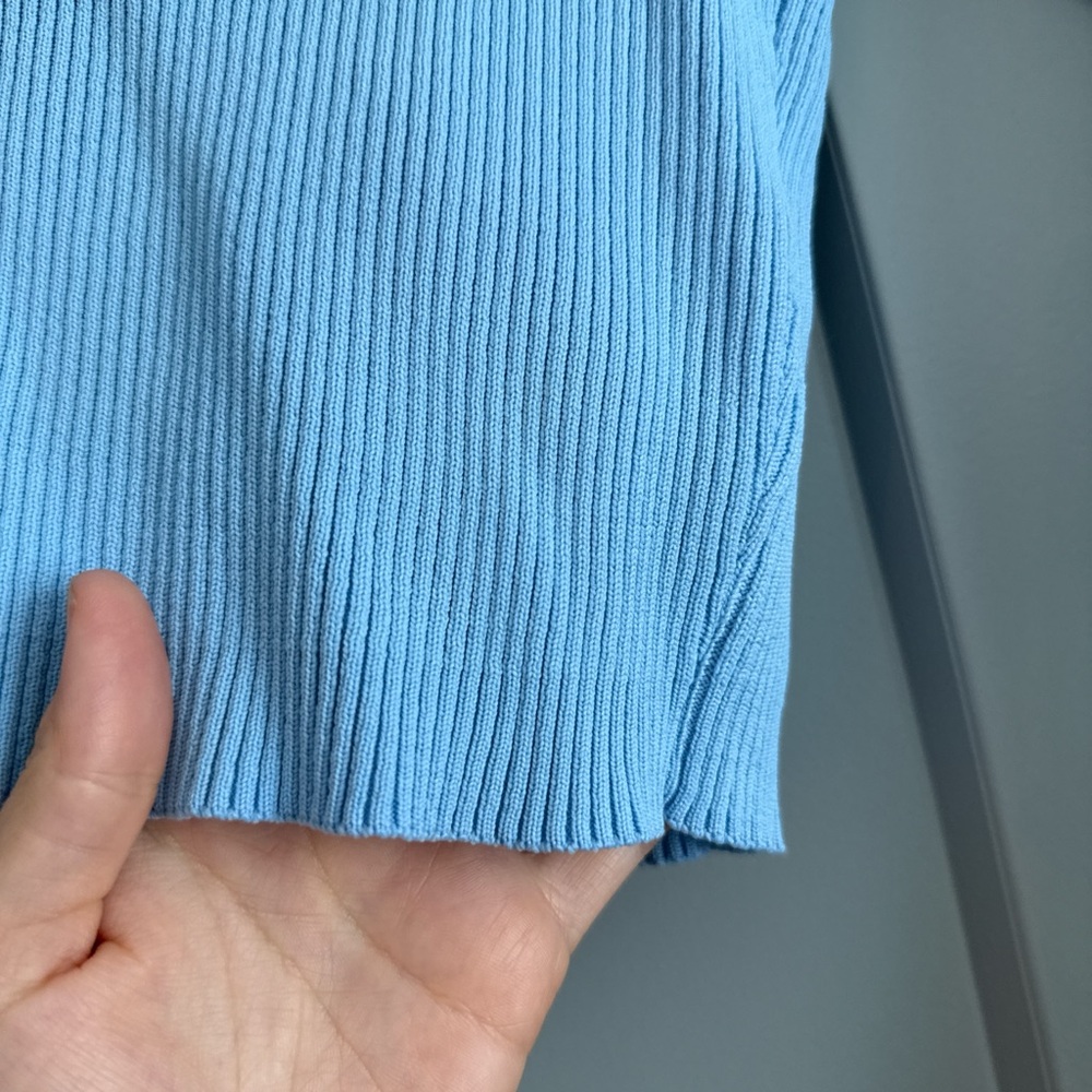 Blue Ribbed V-Neck Women's Top - Picture 2 of 2
